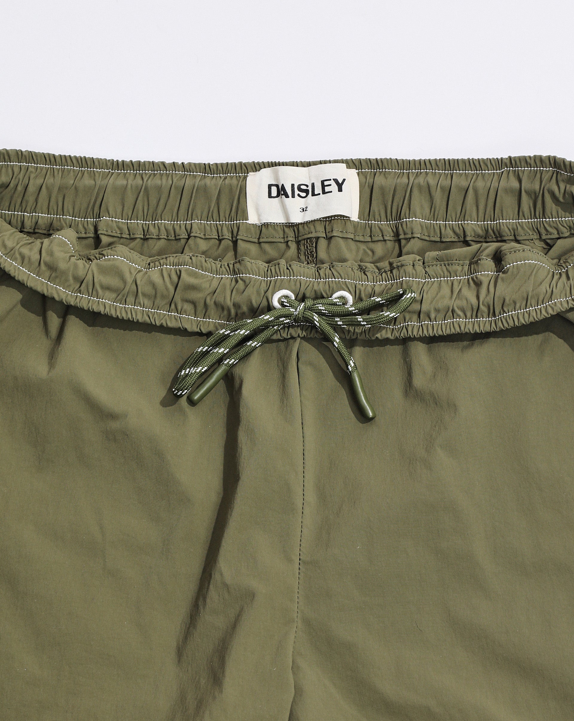 18" Everyday Short Olive Green